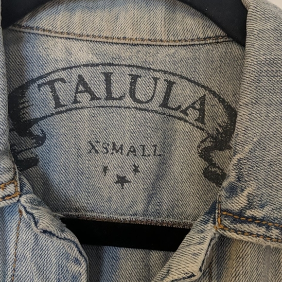 Aritzia Taluka Sz XS Light Wash Jean Vest - Picture 2 of 3